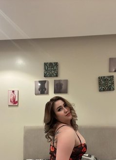 Hanna - escort in Jeddah Photo 4 of 6