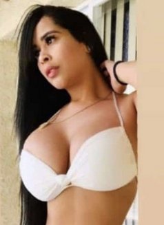 Hanna Top Service Just Arrived ! - puta in Al Manama Photo 15 of 18