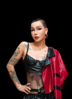 Hanna Vietnam - puta in Abu Dhabi Photo 4 of 7