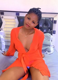 Hannah 22 - escort in Riyadh Photo 2 of 5