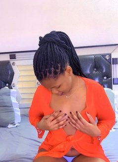 Hannah 22 - escort in Riyadh Photo 5 of 5