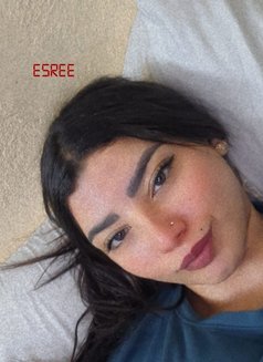 Hannah - escort in Cairo Photo 1 of 5