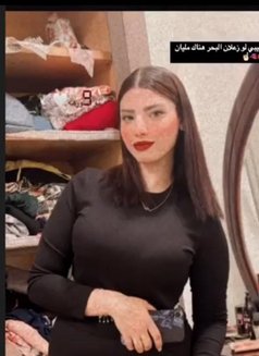 Hannah - escort in Cairo Photo 2 of 5