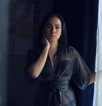 Hannah - escort in Al Sohar