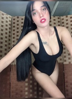 Hannah - masseuse in Manila Photo 1 of 5