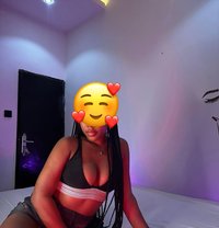 Hannah Just Landed in Andheri East - escort in Mumbai Photo 1 of 2