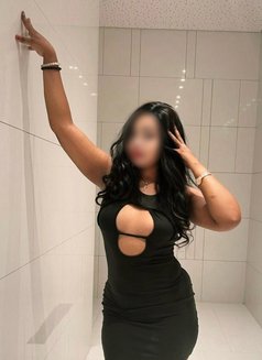 Hannah Lee Independent Meets Super Gfe - escort in Colombo Photo 15 of 17