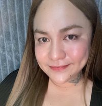 Hannah Massage - Acompañantes transexual in Dubai