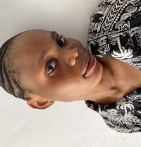 Hannah - escort in Cairo