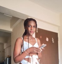 Mayra - puta in Pune Photo 4 of 4