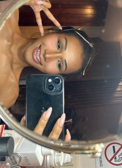 Hannah TeenTS - Acompañantes transexual in Phuket Photo 8 of 9