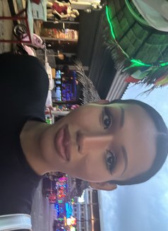 Hannah TeenTS - Acompañantes transexual in Phuket Photo 12 of 15