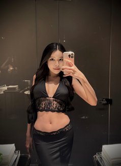Hanni - puta in Kuala Lumpur Photo 9 of 9