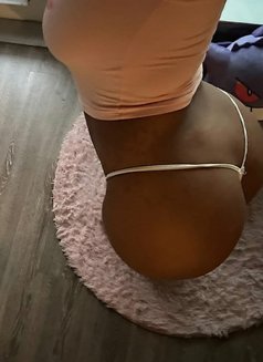 Hannie New Arrival from kenya - escort in Guangzhou Photo 2 of 5