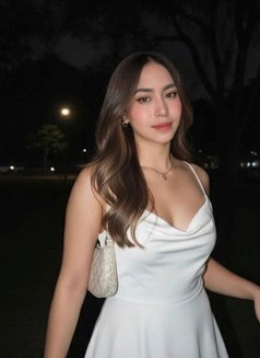 Hannis - escort in Tokyo Photo 3 of 7