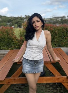 Hanny - escort in Bali Photo 5 of 9