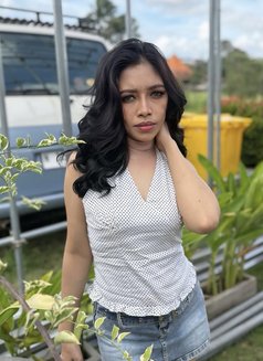 Hanny - escort in Bali Photo 8 of 9