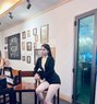Hanny - puta in Hyderabad Photo 4 of 5
