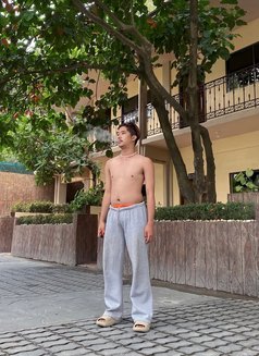 Hans - Male escort in Angeles City Photo 6 of 6