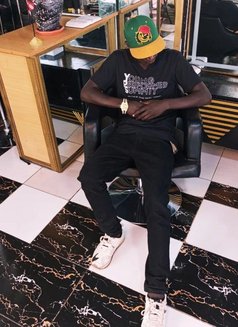 Hansel - Male escort in Nairobi Photo 5 of 6