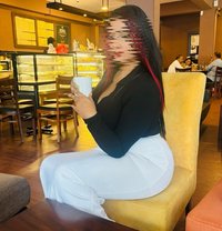 Hansi the Perfect Hourglass Figure - escort in Colombo