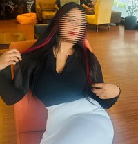 Hansi the Perfect Hourglass Figure - escort in Colombo