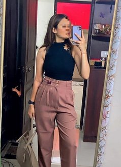 hansika Mumbai Escort - escort in Mumbai Photo 1 of 1