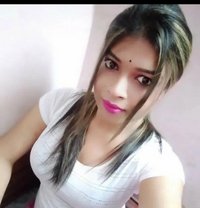Hansika online service available - Transsexual escort in Bangalore