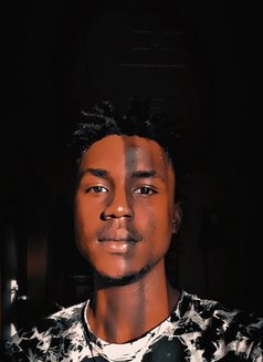 Hansy - Acompañantes masculino in Nairobi Photo 7 of 7