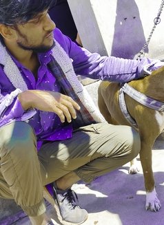 Hunny - Male companion in Noida Photo 3 of 5