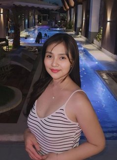 Hanumb - puta in Jakarta Photo 4 of 5