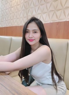 Hanumb - escort in Jakarta Photo 1 of 6