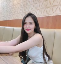 Hanumb - puta in Jakarta Photo 1 of 6