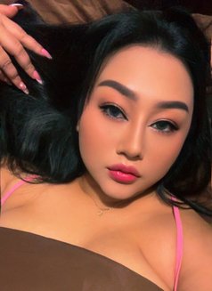 Rudy - puta in Bangkok Photo 7 of 9