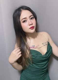 Love - escort in Manila Photo 2 of 5