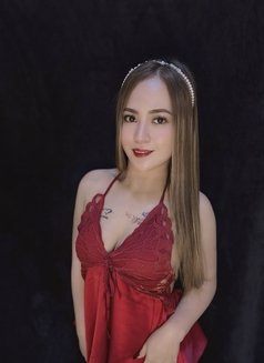Love - escort in Manila Photo 4 of 5