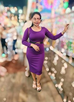 Happy Ending - Agencia de putas in Kolkata Photo 14 of 15