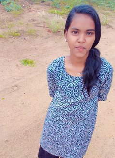 Happy ending massage available - masseuse in Chennai Photo 7 of 7