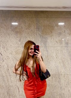 Happy - Transsexual escort in Abu Dhabi Photo 3 of 8