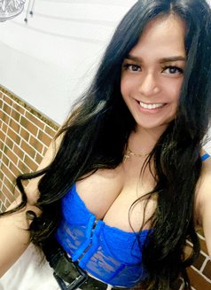 Happy - Acompañantes transexual in Abu Dhabi Photo 6 of 7