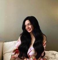 Happy - Transsexual escort in Abu Dhabi