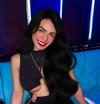 Happy - Transsexual escort in Abu Dhabi