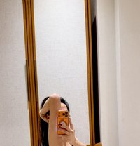 Happy - Transsexual escort in Abu Dhabi Photo 4 of 7