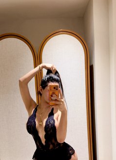 Happy - Acompañantes transexual in Abu Dhabi Photo 5 of 7