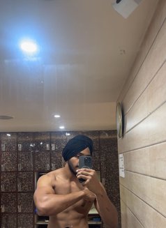 Happy - Male escort in Chandigarh Photo 1 of 2
