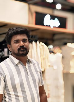 Happy - Male escort in Chennai Photo 4 of 5