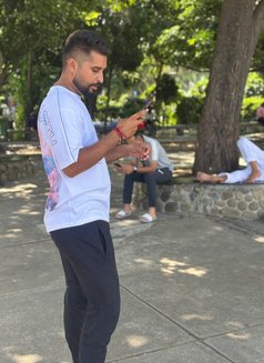 Happy - Male escort in Gurgaon Photo 9 of 12
