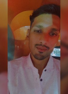 Happy - Male escort in Mumbai Photo 2 of 4