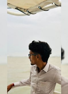 Happy - Male escort in Mumbai Photo 4 of 4