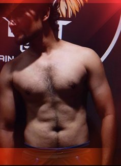 Happy Massage - Male escort in Gurgaon Photo 3 of 4